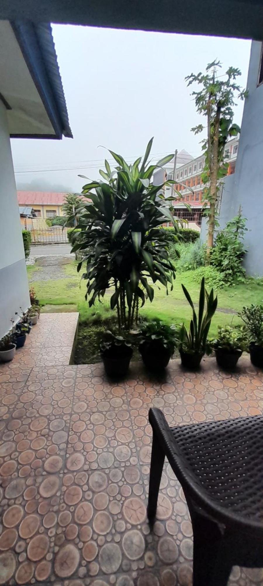 Bajawa Arnolds Familly Homestay מראה חיצוני תמונה